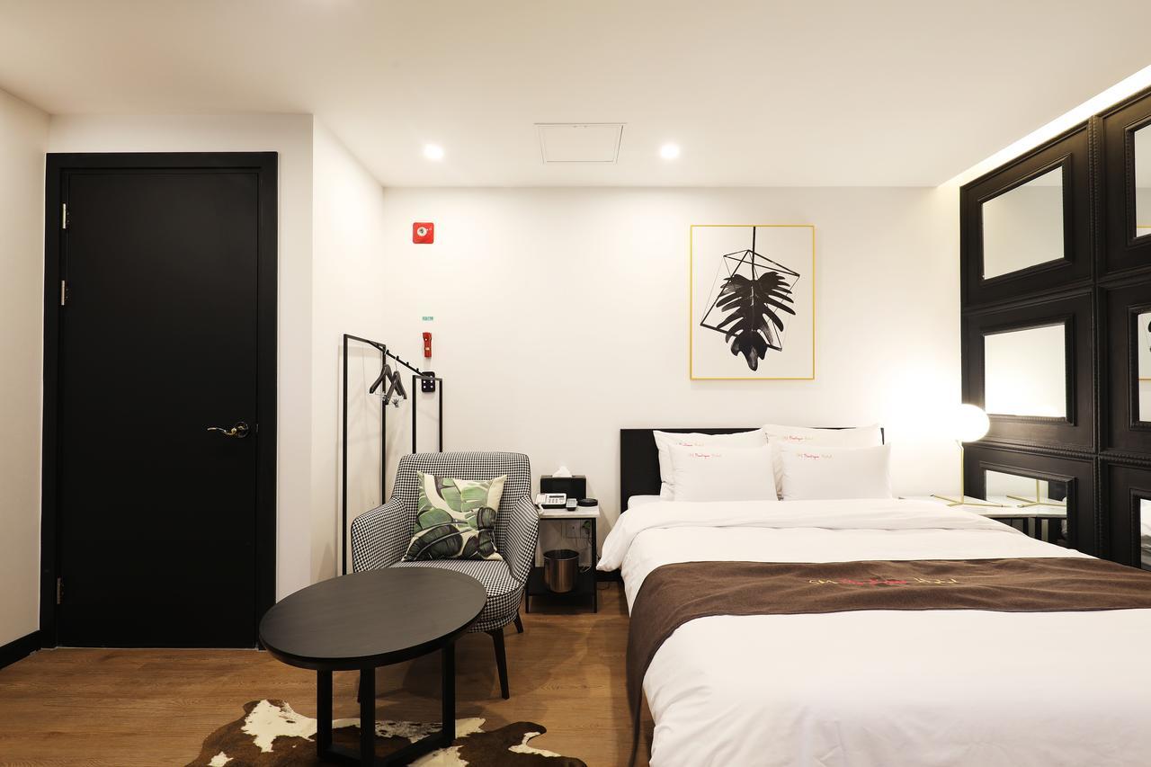 Sm Boutique Hotel Seoul Exterior photo