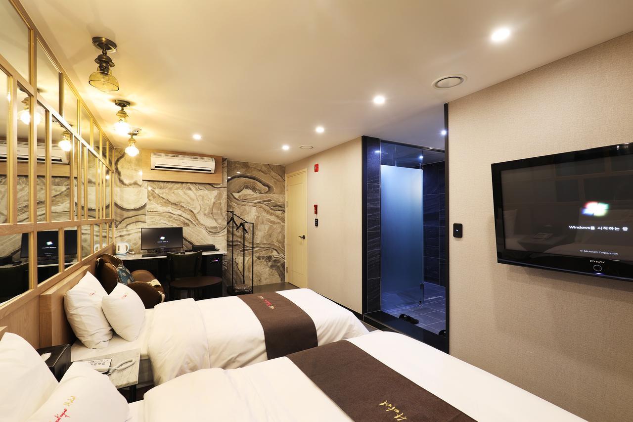 Sm Boutique Hotel Seoul Exterior photo