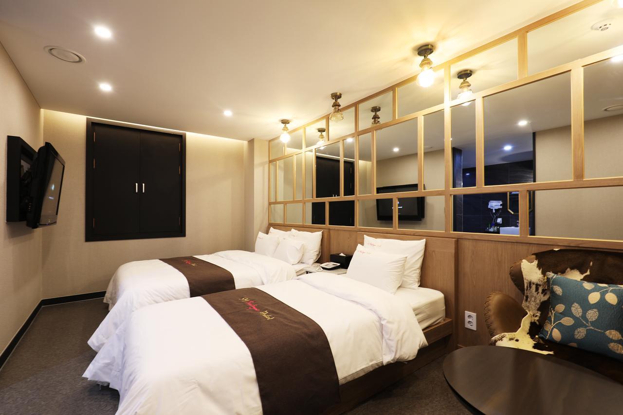 Sm Boutique Hotel Seoul Exterior photo